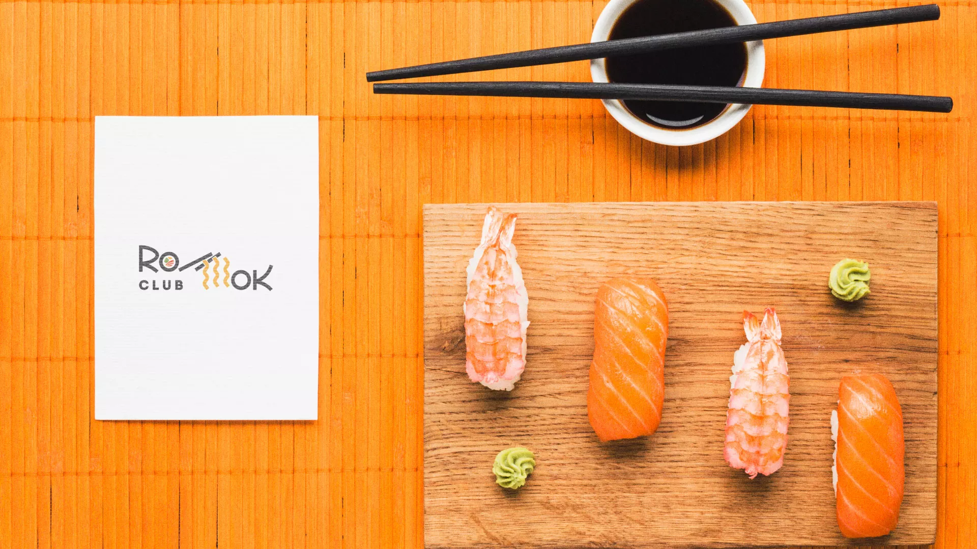 Создание логотипа суши-бара «Roll Wok Club» в Астрахани